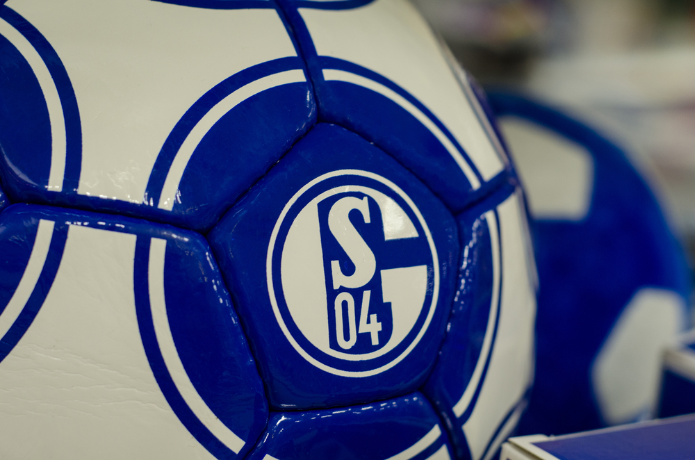 Trzecia z rzędu porażka Schalke 04. Sześć goli na Weserstadion