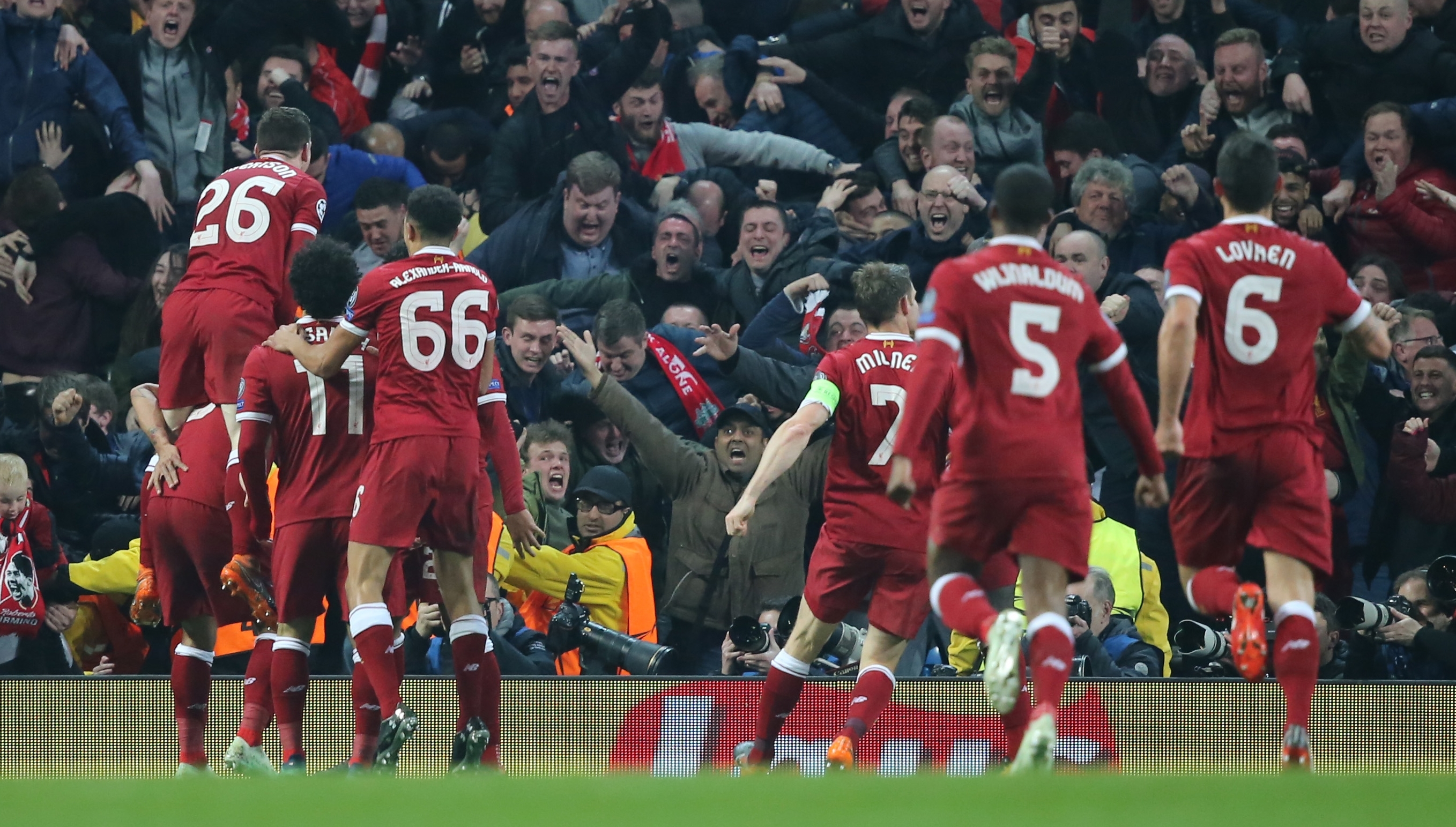 7 bramek w Liverpoolu! "The Reds" wygrali z AS Romą, fenomenalny Salah!  [VIDEO]