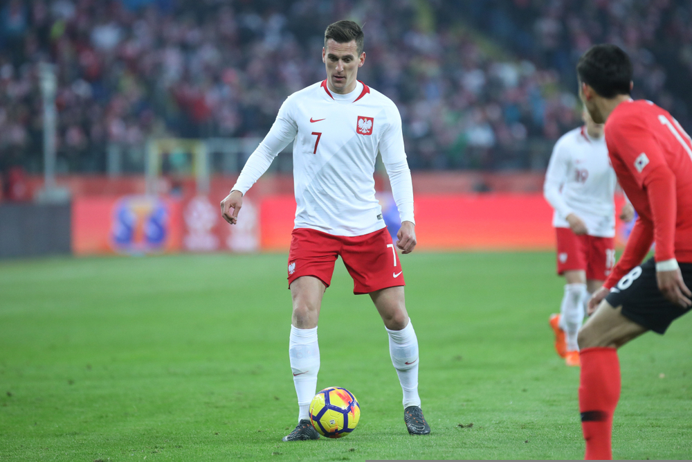 Polscy napastnicy w ogniu krytyki. "Milik czy Piątek? Żaden"