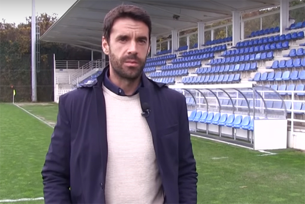 Niezwykłe pożegnanie legendarnego piłkarza Realu Sociedad. Klub zmienił... herb, żeby go uhonorować [ZDJĘCIE]