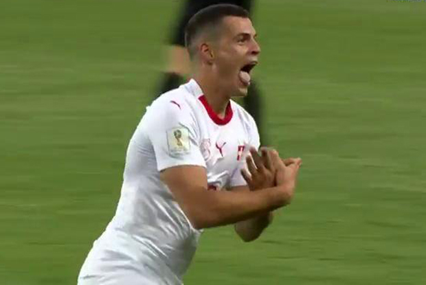 Xhaka i Shaqiri zostaną zawieszeni? FIFA wszczęła postępowanie dyscyplinarne