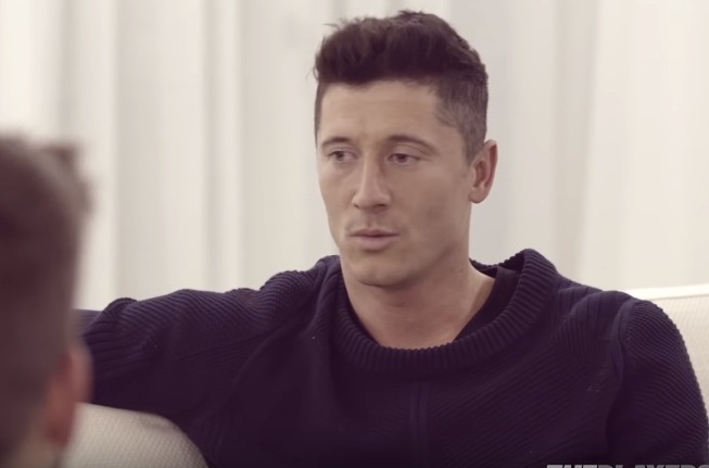 Obszerny wywiad Pique z Lewandowskim. Rozmawiali o Euro 2012, mundialu i reprezentacji Polski [VIDEO]