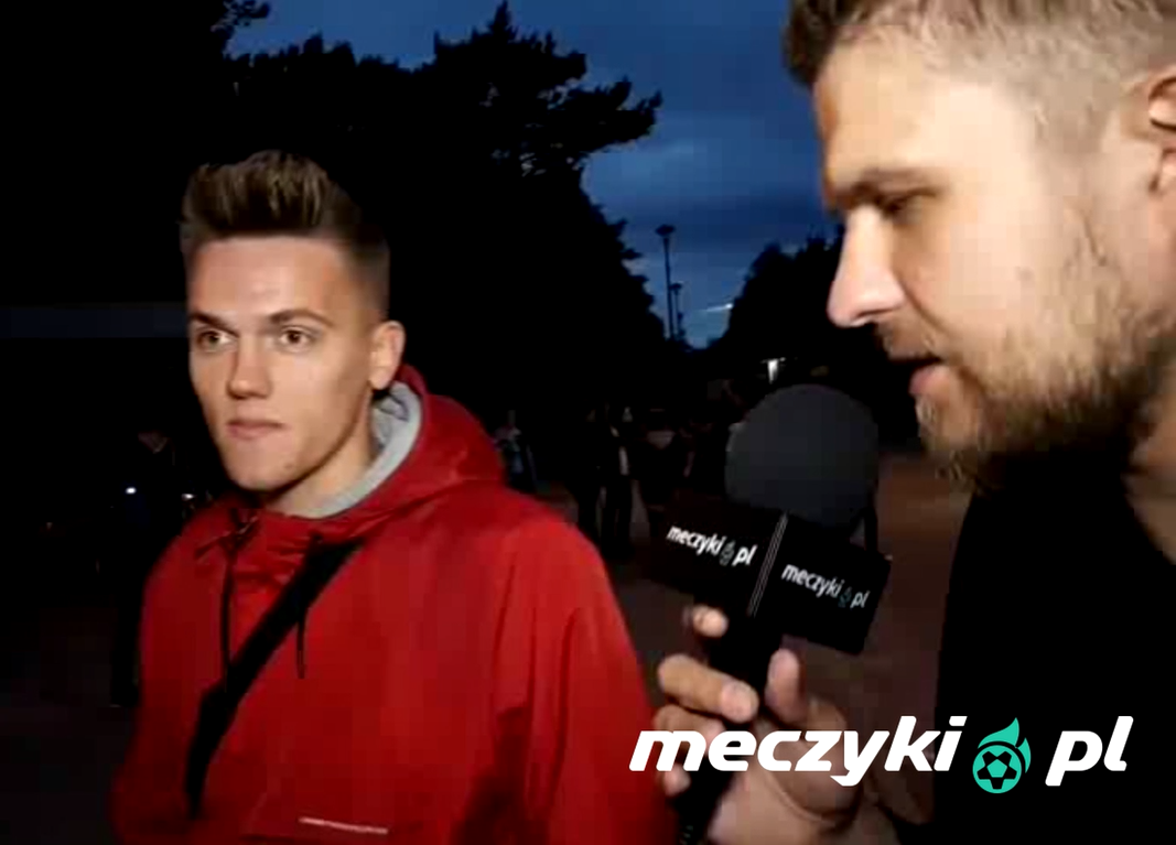 "Nawałka out, piłkarze na kolanach do domu". Reakcje kibiców po meczu z Kolumbią [VIDEO]