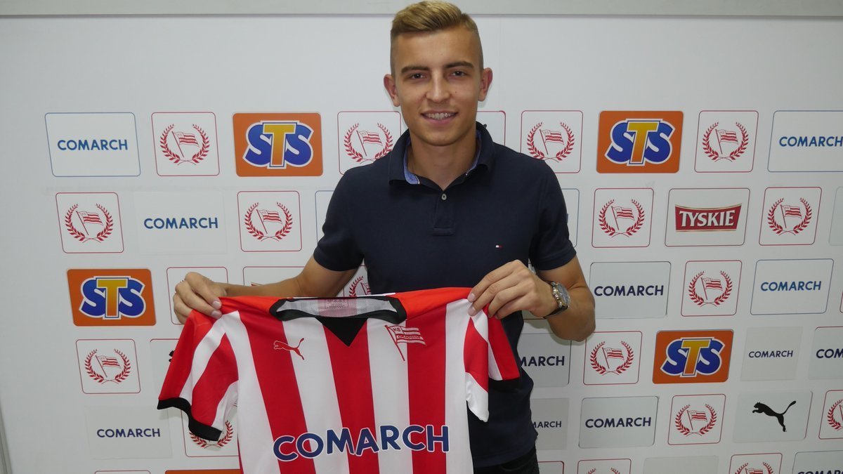Michał Helik podpisał przedłużenie umowy z Cracovią