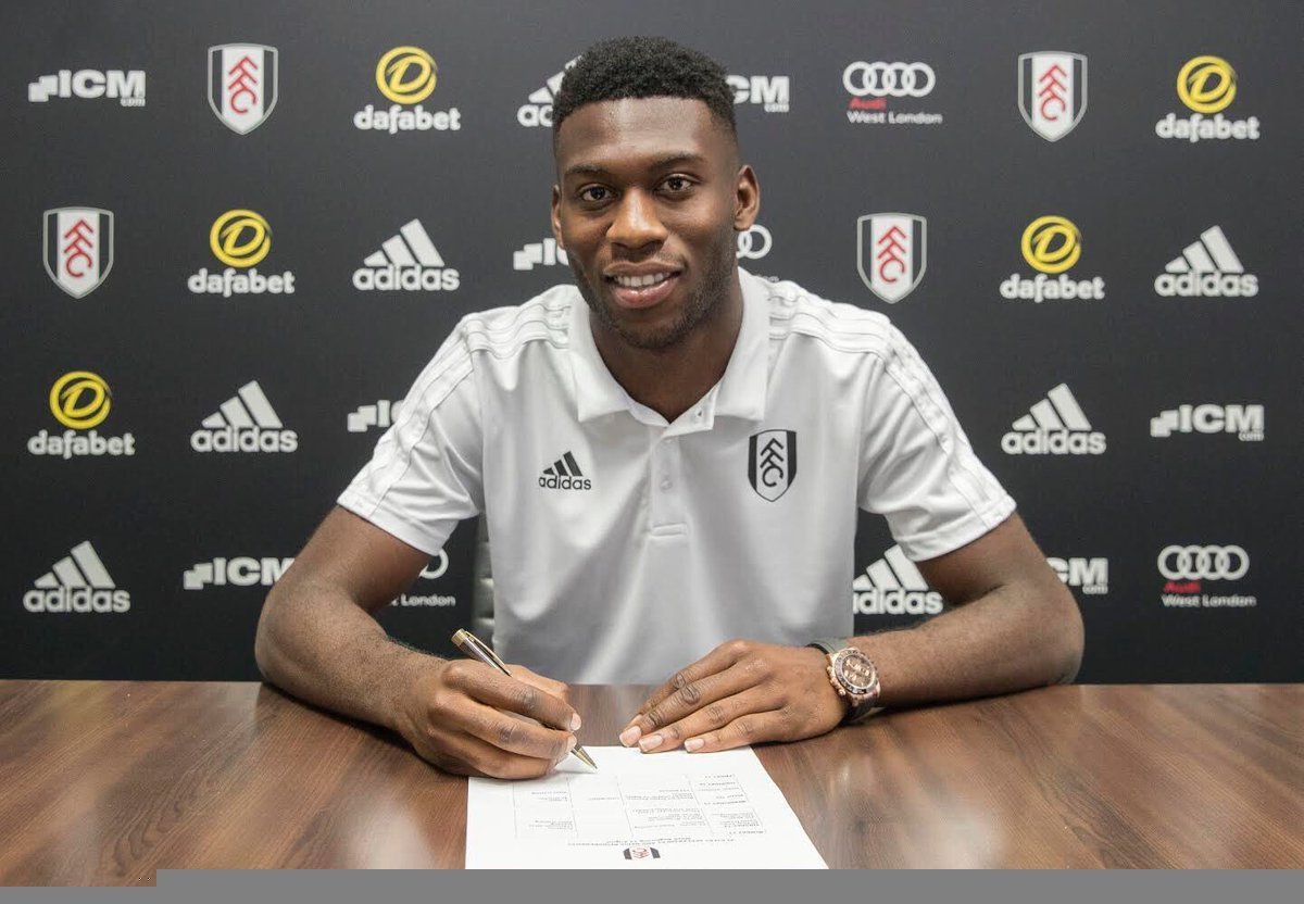 Timothy Fosu-Mensah trafił na wypożyczenie do Fulham