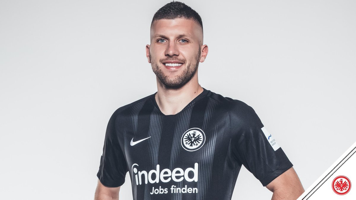 Eintracht Frankfurt ustalił cenę za wicemistrza świata
