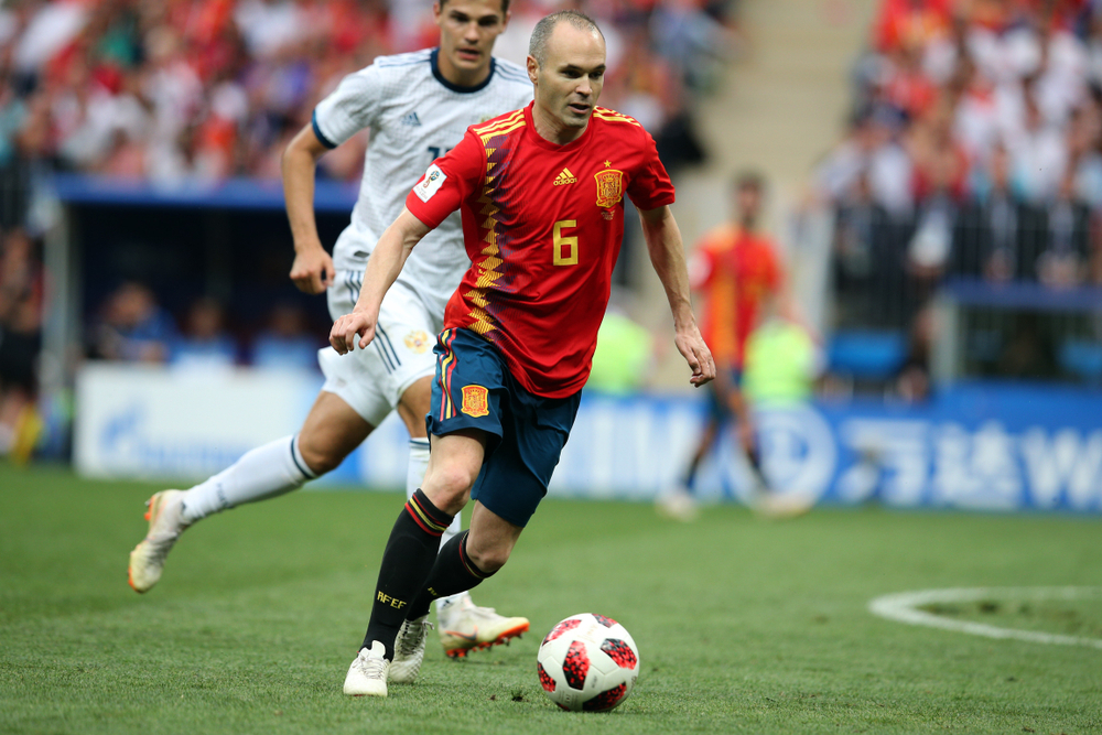 Kogo powinna kupić FC Barcelona? Andres Iniesta podpowiedział działaczom