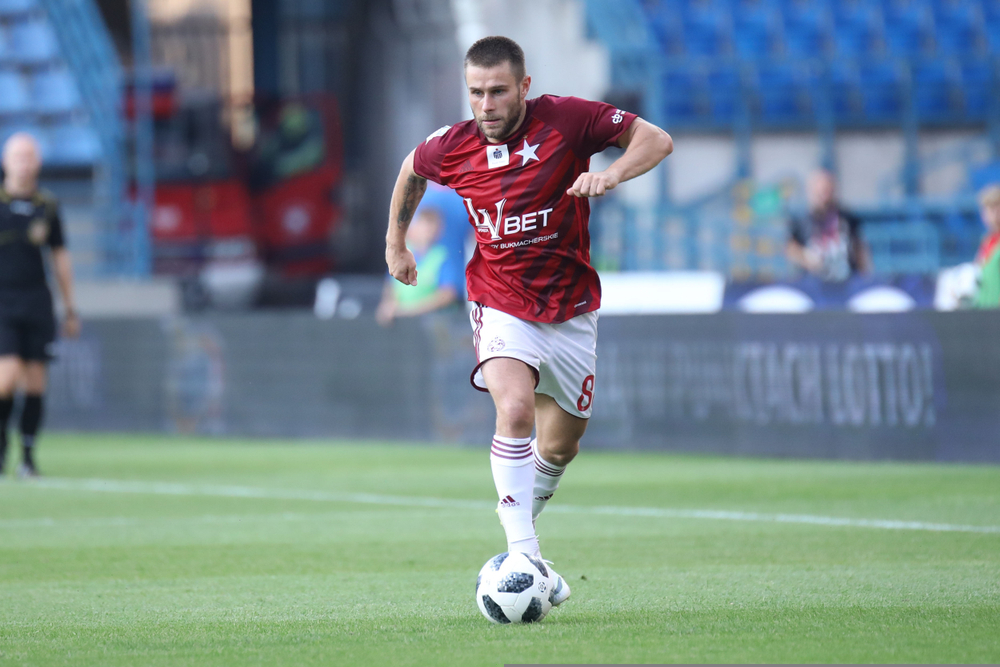 Patryk Małecki wypożyczony do pogromcy Legii Warszawa