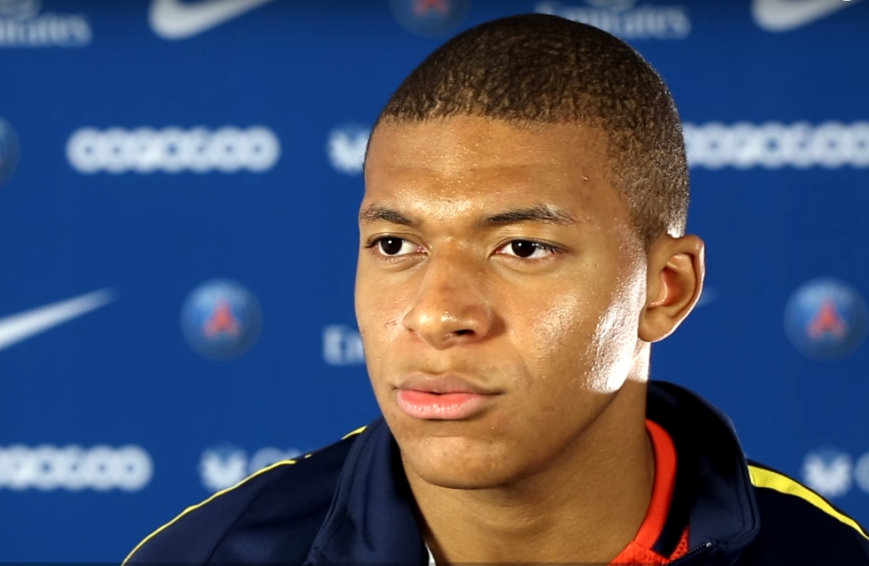 Juventus marzy o sprowadzeniu Mbappe. Może mu pomóc w tym UEFA