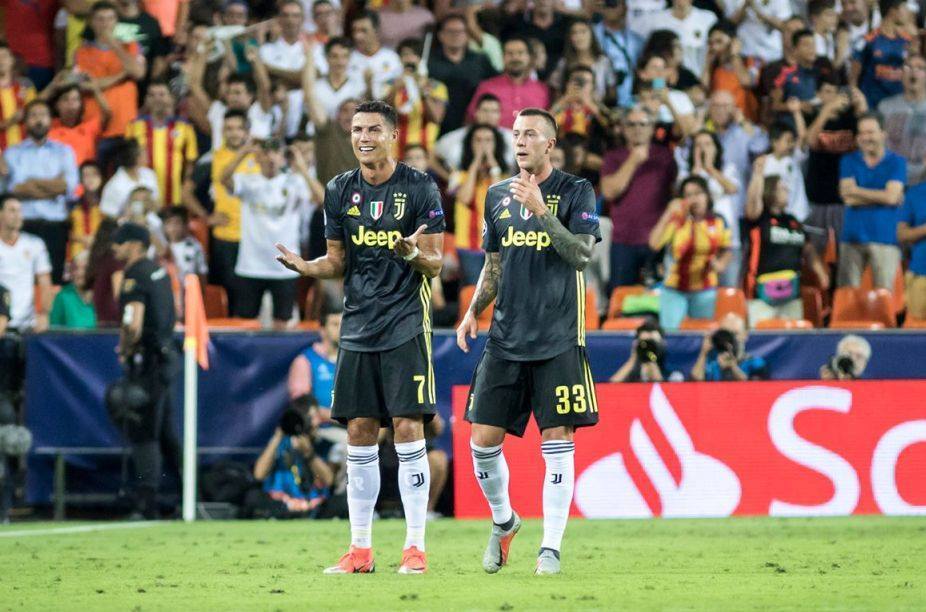 Sędziowie pozwalają "Królewskim" na więcej? "Cristiano szybko przekonał się, że stracił ochronę" [ZDJĘCIE]