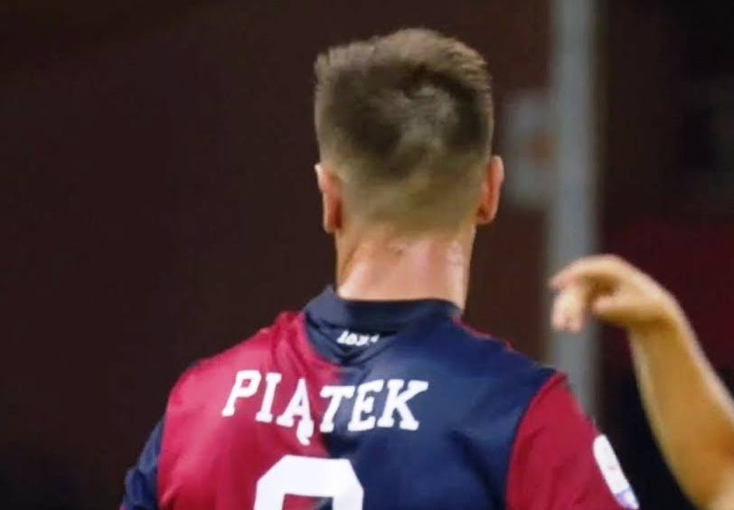 Piątek wśród gwiazd! Polak obok Messiego, Hazarda i Mbappe w najlepszej jedenastce dotychczasowego sezonu
