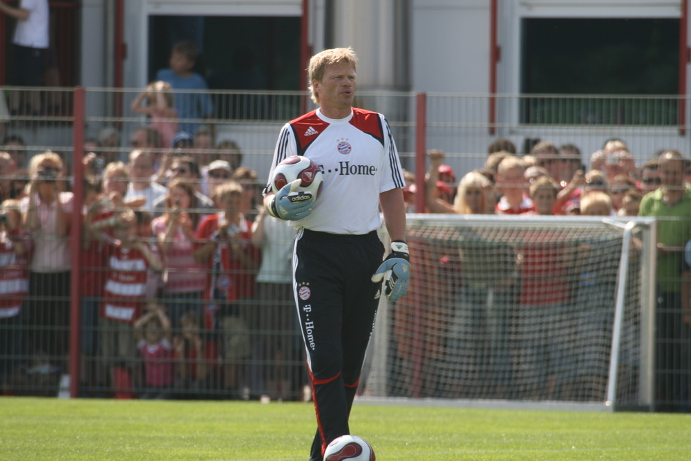 Oliver Kahn pozwał producenta rękawic. Wszystko przez nazwę firmy