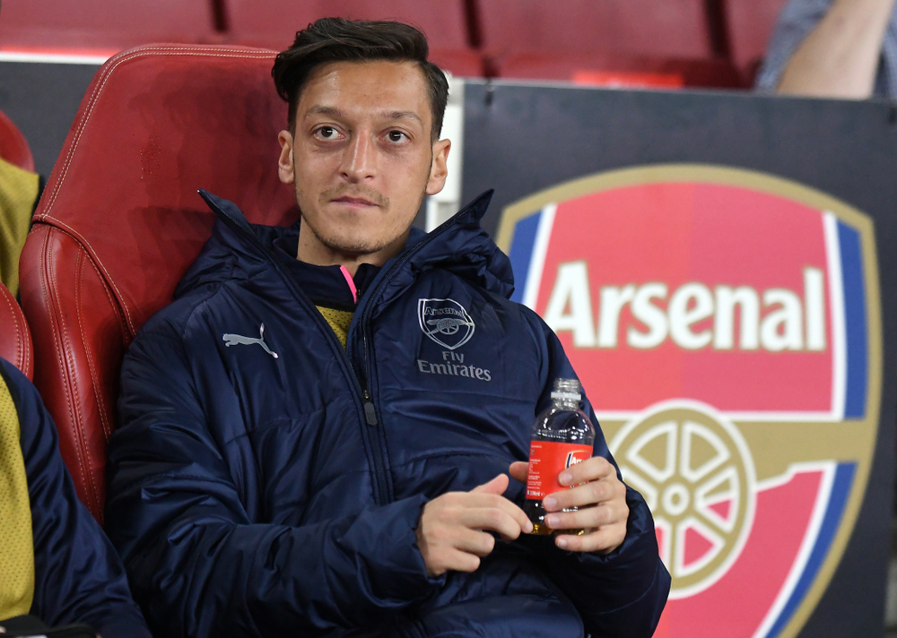 Jest chętny na kupno Mesuta Oezila. Arsenal skłonny przyjąć propozycję transferu
