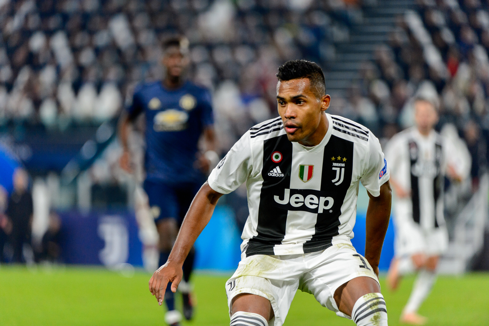 Chelsea, MU czy PSG muszą obejść się smakiem. Alex Sandro na dłużej w Juventusie