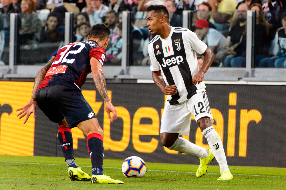 Alex Sandro: Mecze przeciwko Romie to wojna