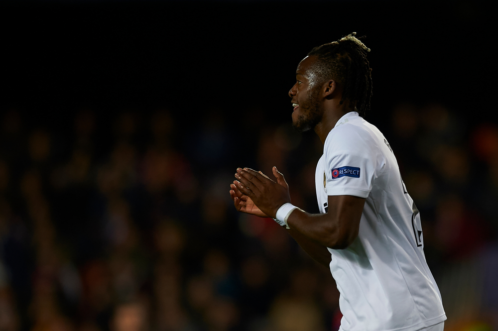 Michy Batshuayi zamierza odejść z Chelsea. Napastnik chce regularnie grać