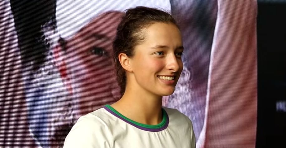 Iga Świątek coraz bliżej głównej drabinki French Open! Zagra o finał turnieju w Lugano