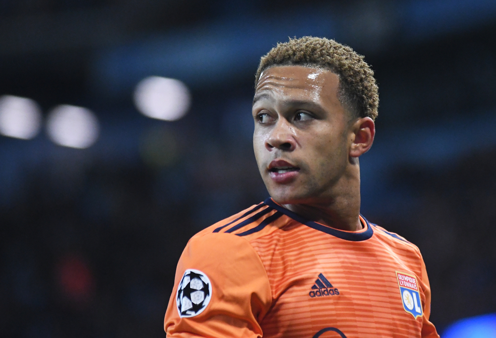 Olympique Lyon gromi w Ligue 1. Rywale kończyli mecz w dziewiątkę
