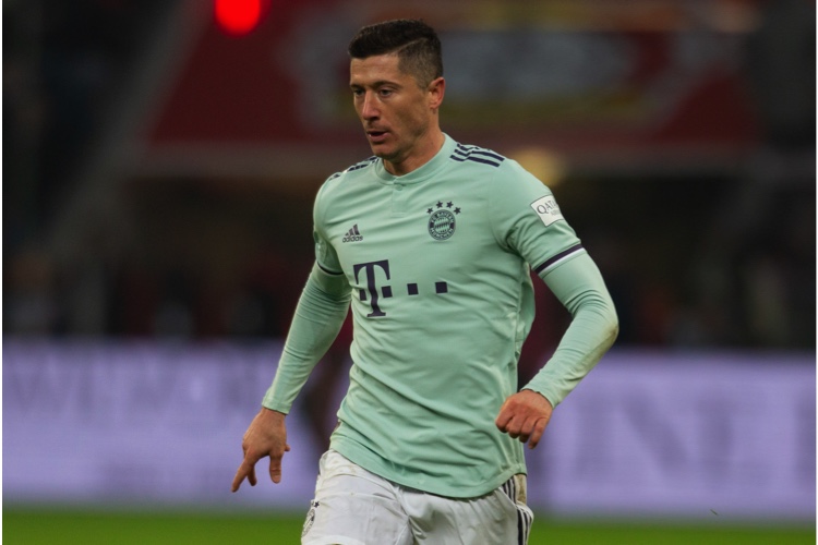 Legenda wybrała najlepszych graczy w historii Bayernu. Lewandowski poza TOP5