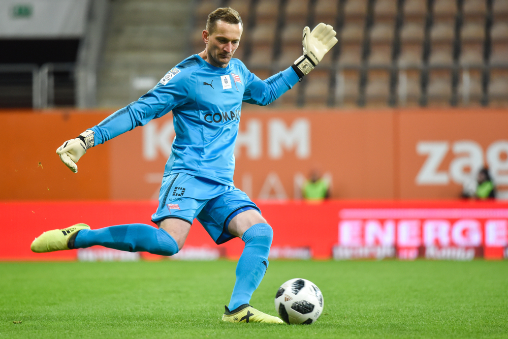 Bramkarz Cracovii: VAR trochę nam przeszkadzał, ale zagraliśmy na zero z tyłu i możemy się cieszyć