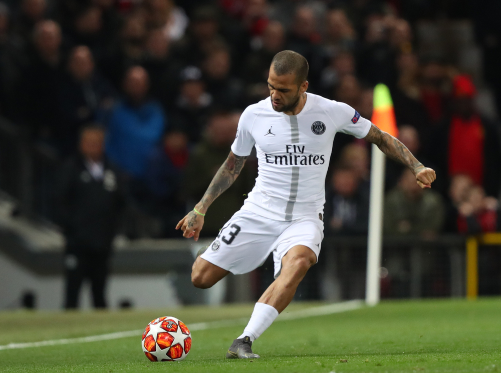 Dani Alves na dłużej w PSG? Będą rozmowy o kontrakcie
