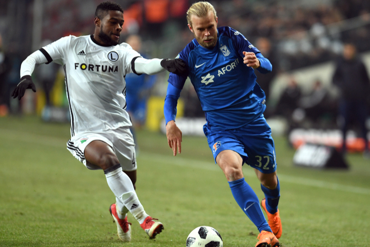 Składy na mecz Lech Poznań - Legia Warszawa. Carlitos wraca do jedenastki mistrza Polski!