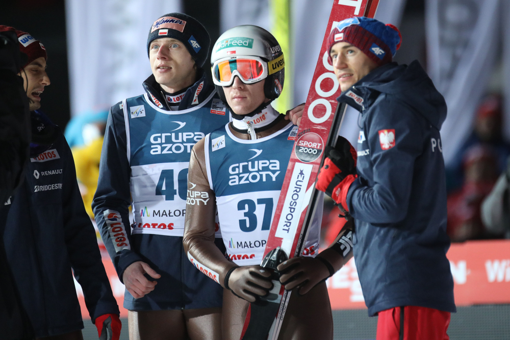Kamil Stoch, Piotr Żyła i Dawid Kubacki w czołowej 5 tego sezonu! Klasyfikacja generalna po ostatnim konkursie