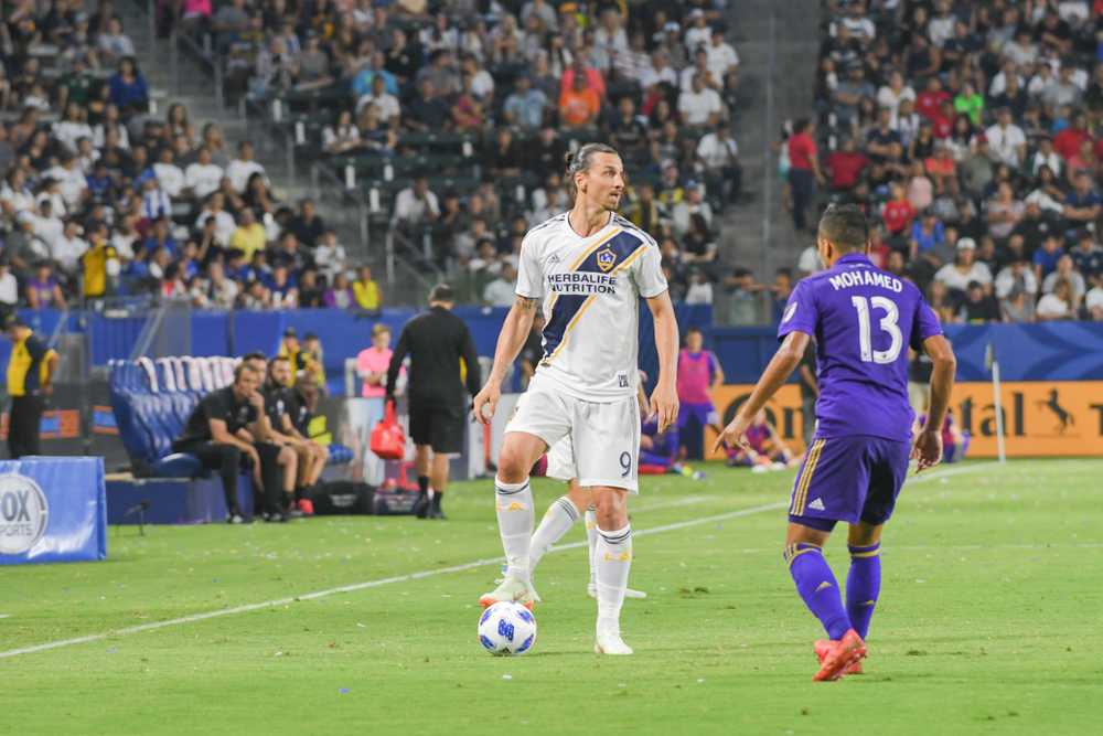Debiut Przemysława Frankowskiego, Zlatan Ibrahimović pogrążył Chicago Fire [WIDEO]