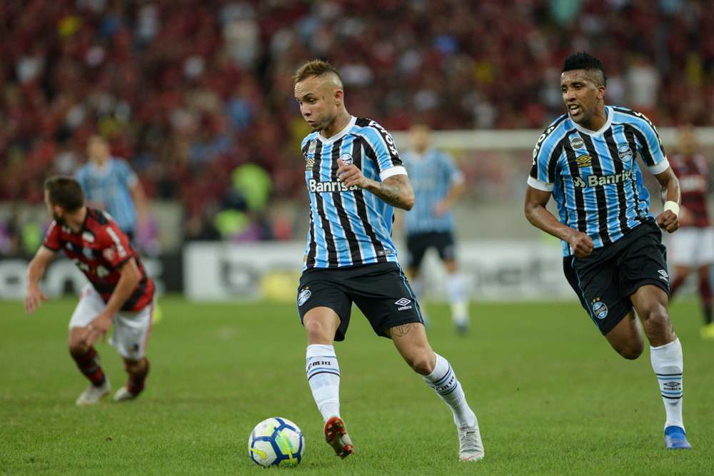 Krzysztof Piątek będzie miał rywala? AC Milan obserwuje napastnika z Brazylii