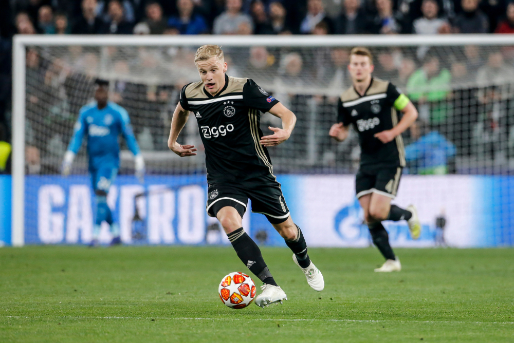 FC Barcelona bez szans na transfer Donny'ego van de Beeka? Manchester United trzyma rękę na pulsie