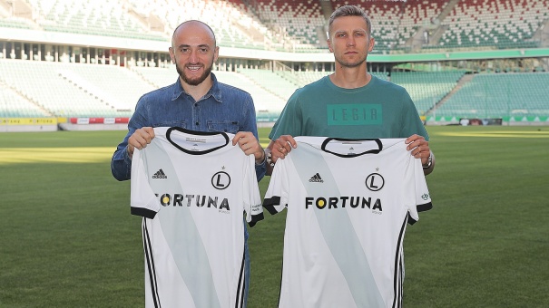 Legia Warszawa się zbroi. Dwa transfery wicemistrza Polski