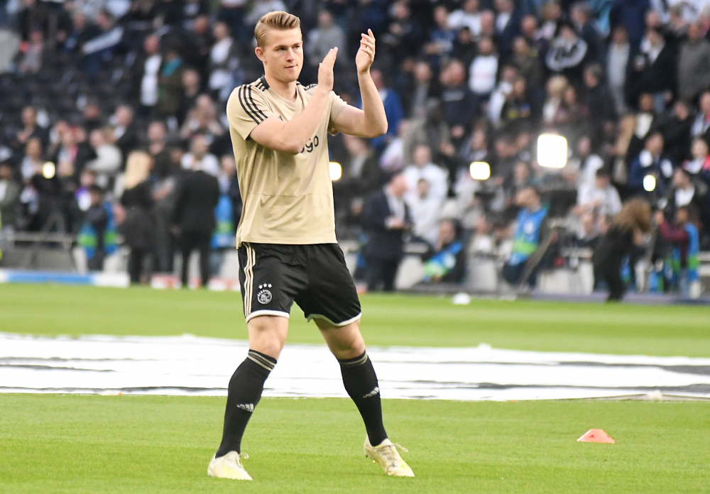 Media: Matthijs de Ligt zarobi w Juventusie dwanaście milionów euro rocznie