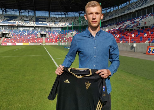 Górnik Zabrze ma nowego napastnika. Poprzednio grał w III lidze