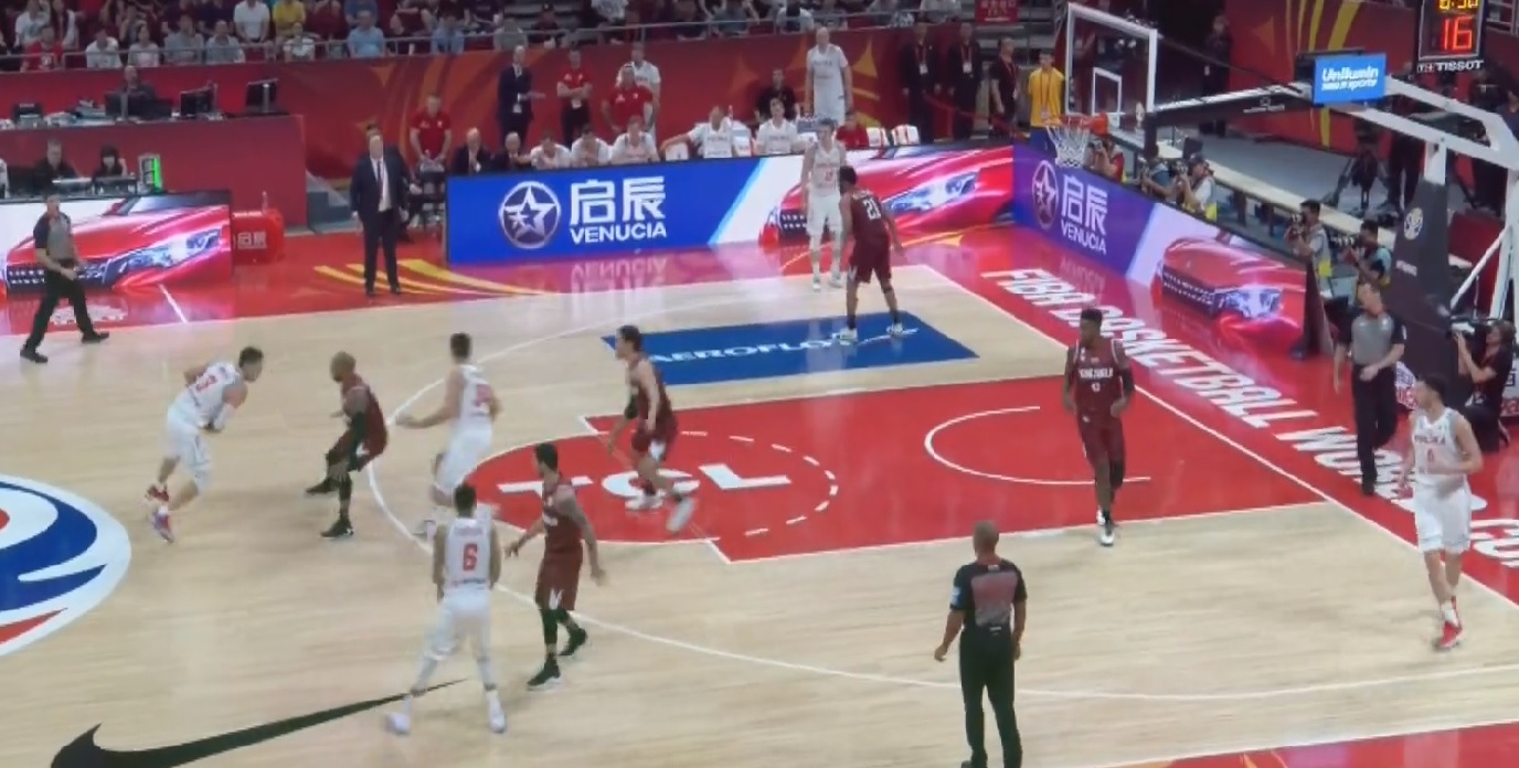 Polscy koszykarze wygrali pierwszy mecz na MŚ! Rywal był bez szans