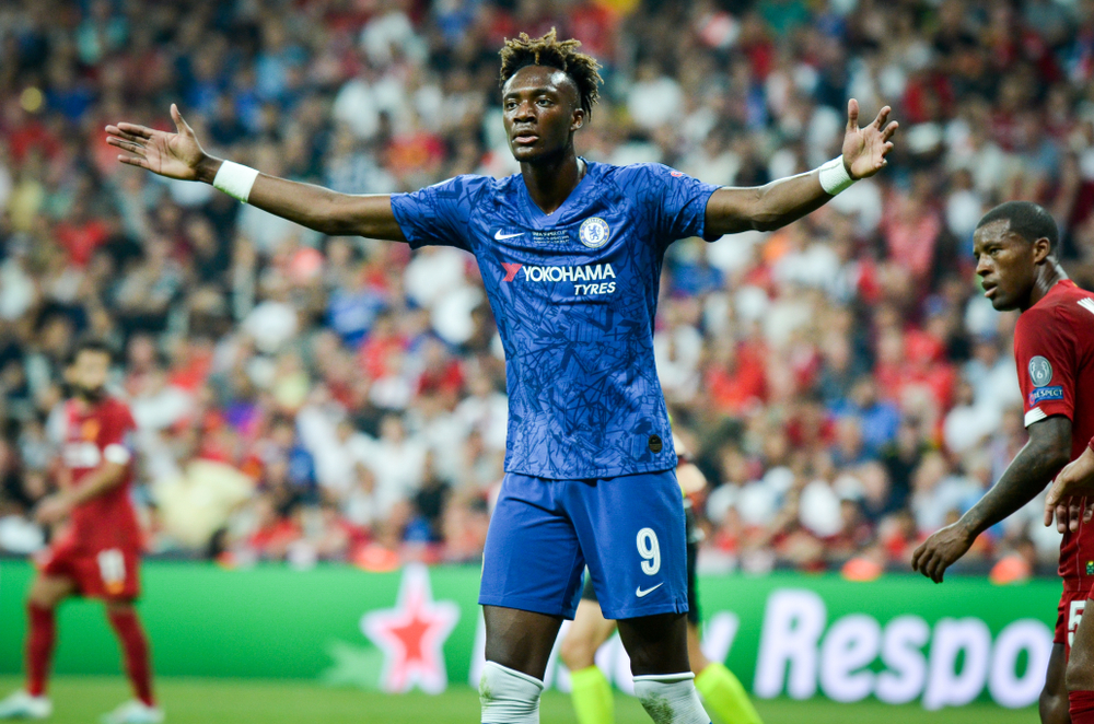 Wejść w buty Costy i Drogby. Tammy Abraham udowadnia, że jest właściwym człowiekiem we właściwym miejscu
