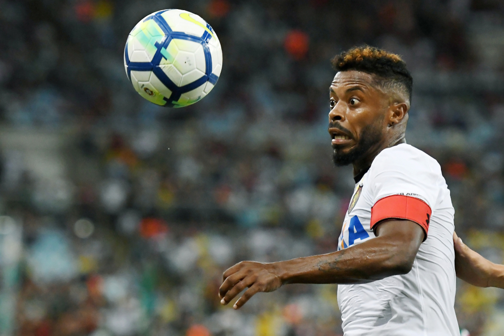 Michel Bastos ogłosił zakończenie kariery