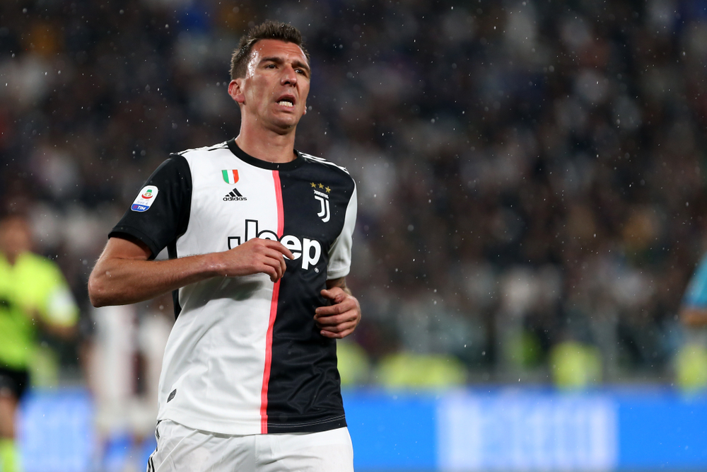 Mario Mandżukić klubowym kolegą Grzegorza Krychowiaka? Chorwat blisko przenosin do Rosji