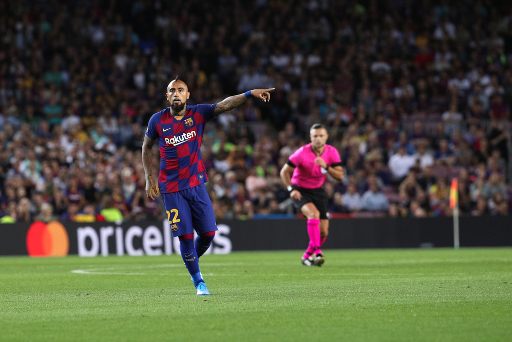Arturo Vidal może opuścić FC Barcelonę. Szykuje się powrót do Włoch