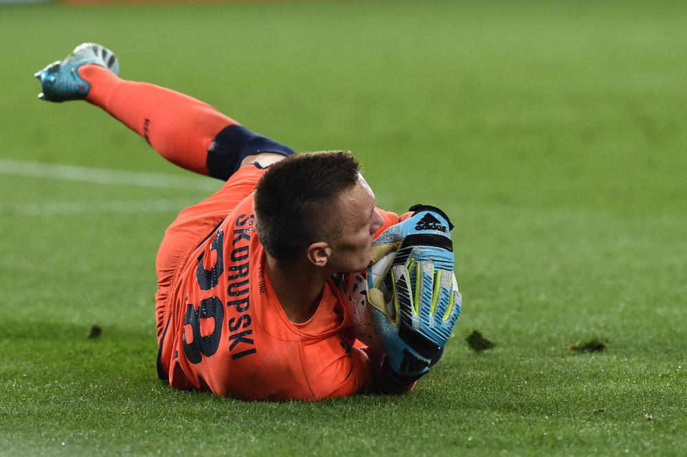 Bologna przegrała z Genoą. Trzy bramki i dwie czerwone kartki, grał Łukasz Skorupski