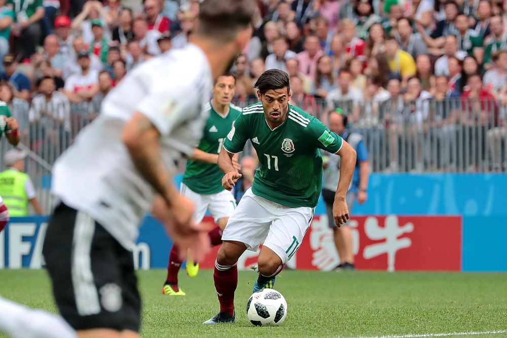 Carlos Vela w Barcelonie? Głos zabrał Ernesto Valverde