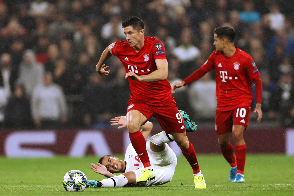 "Robert Lewandowski nie jest jak Messi czy Ronaldo. To wzór dla każdego"