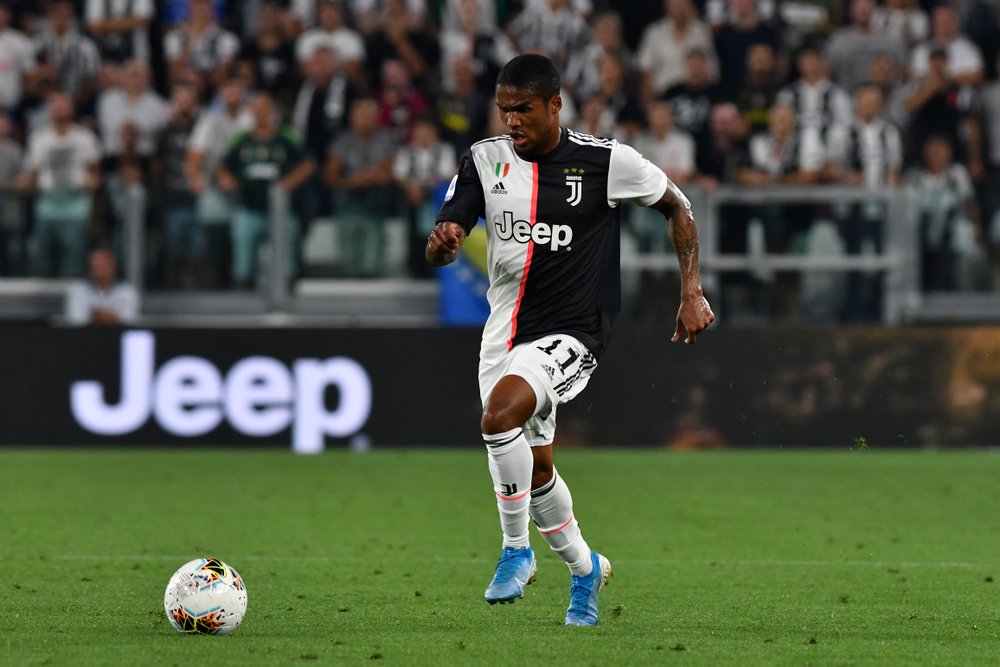 Juventus podjął decyzję w sprawie Douglasa Costy. Agenci Brazylijczyka szukają mu nowego klubu