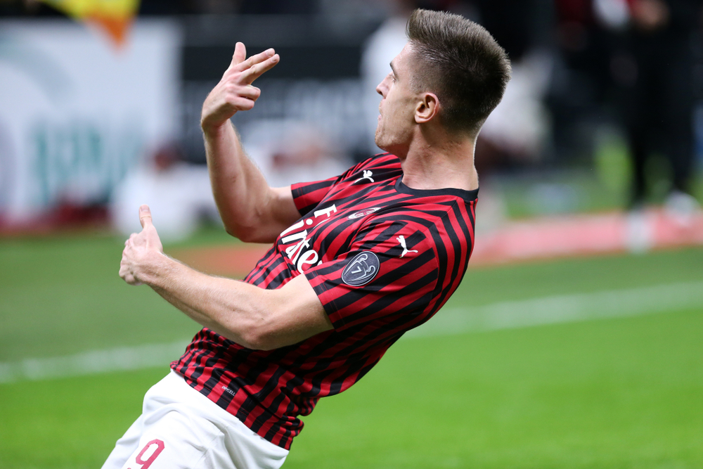 Przełamanie Krzysztofa Piątka! Napastnik AC Milan pokonał Łukasza Skorupskiego [WIDEO]