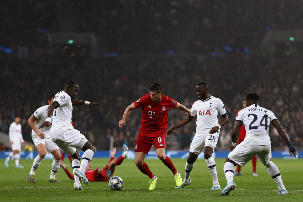 Robert Lewandowski lepszy od Lionela Messiego i Cristiano Ronaldo? "To on jest moim numerem 1"