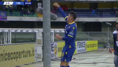 Gol i asysta Mariusza Stępińskiego w Serie A! Drużyna Polaka dała sobie wyrwać zwycięstwo [WIDEO]
