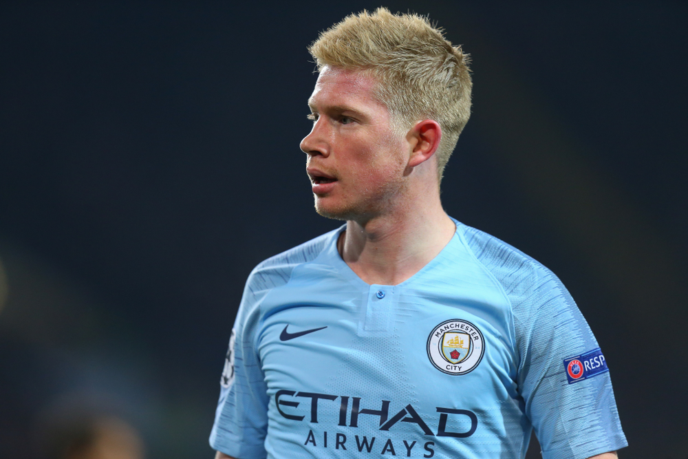Manchester City ograł bezbarwny Arsenal. Show Kevina De Bruyne'a, dwa gole i asysta! [RELACJA]