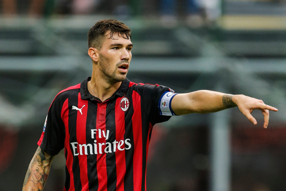 Koronawirus szaleje w Serie A. Trzech piłkarzy AC Milanu z pozytywnym wynikiem