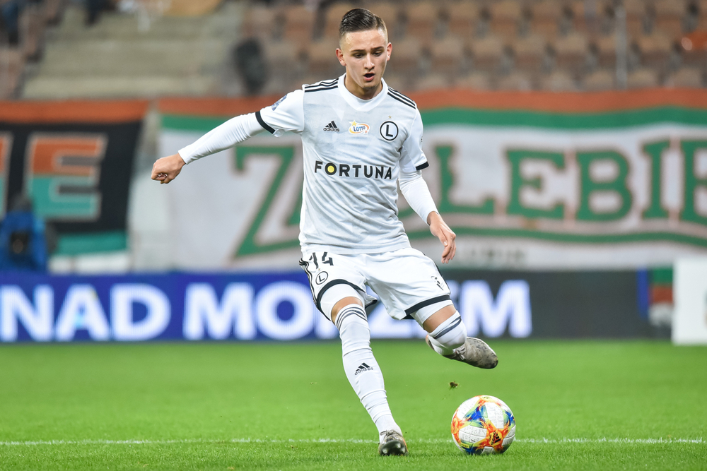 Michał Karbownik wskazał, gdzie chciałby trafić. "Grać tam to marzenie każdego zawodnika"
