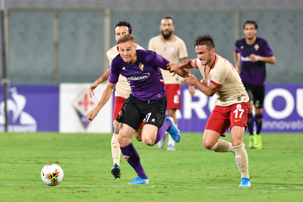 Czesław Michniewicz zachęca Szymona Żurkowskiego do transferu. "To byłaby idealna liga dla niego"