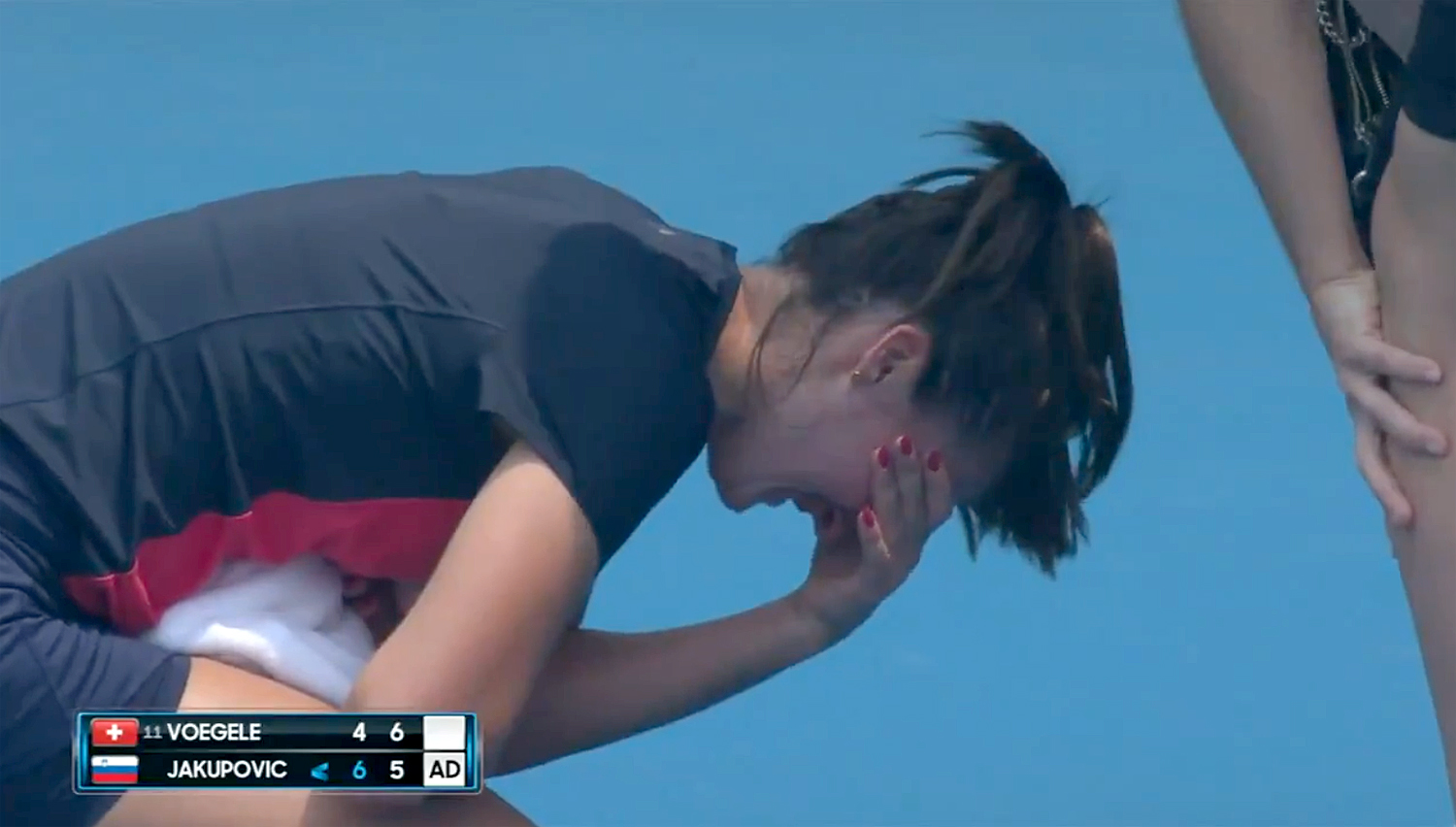 Koszmarne warunki w kwalifikacjach do Australian Open. Tenisistka doznała ataku duszności [WIDEO]